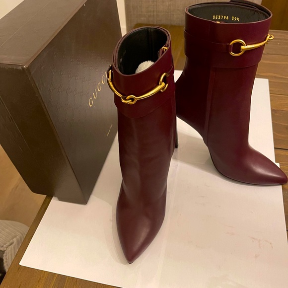 *Brand New* Gucci Ursula Boot in Burgundy - Picture 2 of 4
